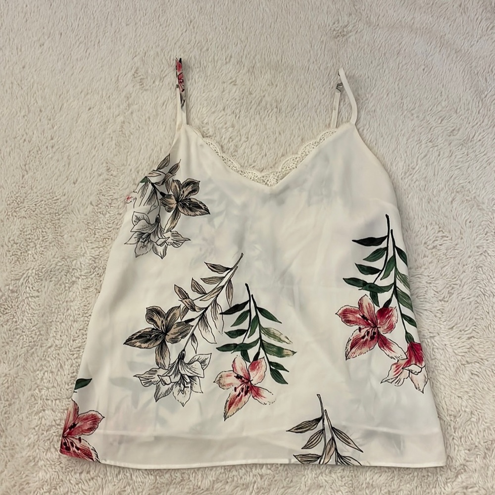 DYNAMITE Floral Camisole